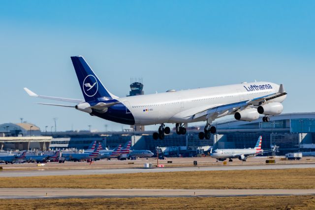 Airbus A340-300 (D-AIGU) - Lufthansa A340-300 landing at DFW on 12/25/22. Taken with a Canon R7 and Tamron 70-200 G2 lens.