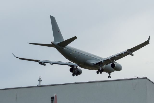 Airbus A330-200 (ZZ-334) - A332 /ZZ334/ RAF _ Spotting EPRZ