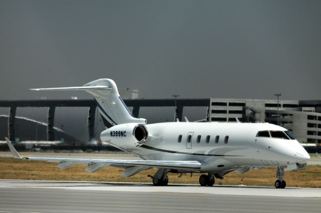 Bombardier Challenger 300 (N399NC) - Taxiing for Take Off, from 30R