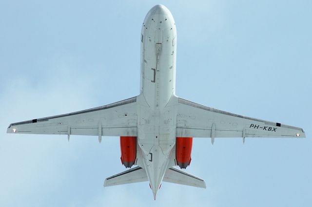 Fokker 70 (PH-KBX)