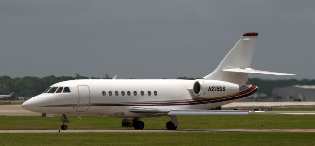 Dassault Falcon 2000 (N218QS)