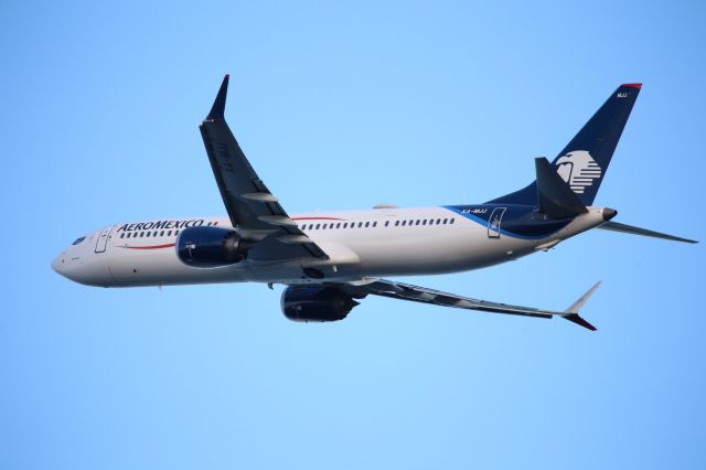 Boeing 737 MAX 9 (XA-MJJ)