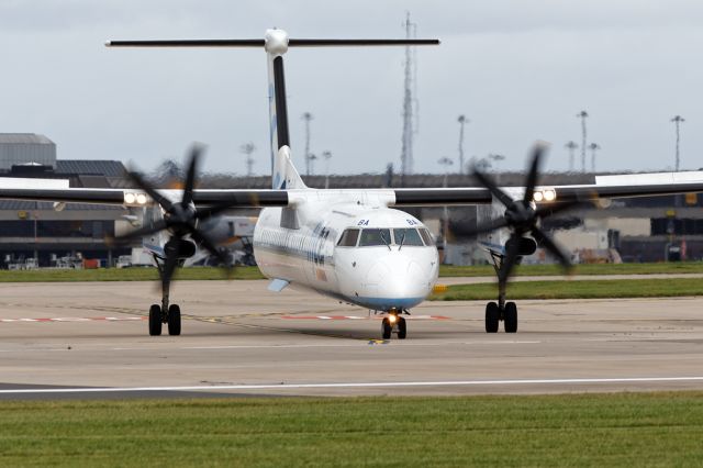 de Havilland Dash 8-400 (G-FLBA) - BEE862 off to Southampton.