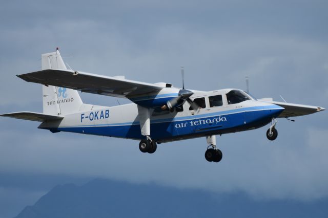 ROMAERO Turbine Islander (F-OKAB)