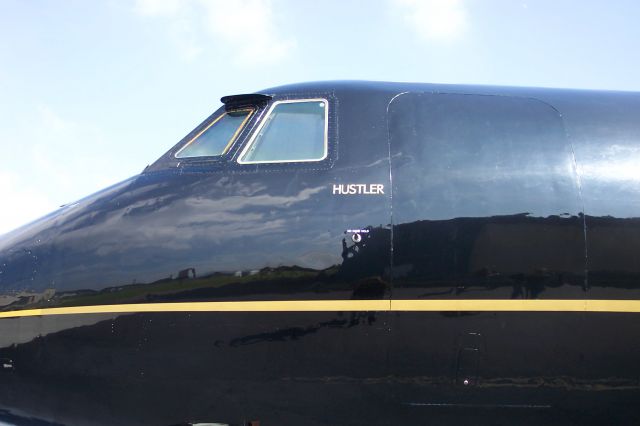 Gulfstream American Gulfstream 2 (N269HM) - LARRY FLYNTS HUSTLER GULFSTREAM II PARKED AT BIG SANDY AIRPORT IN PRESTONSBURG, KY.