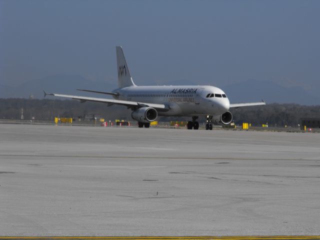 Boeing 737-800 (SU-TCF)