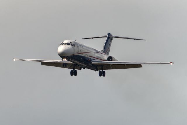 McDonnell Douglas DC-9-30 (N208US)