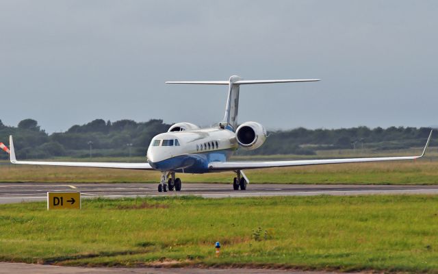 99-0404 — - usaf c-37a 99-0404 at shannon.nice wingspan.31/7/14.