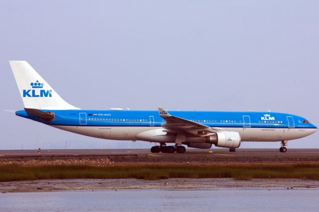 Airbus A330-200 (PH-AOC)