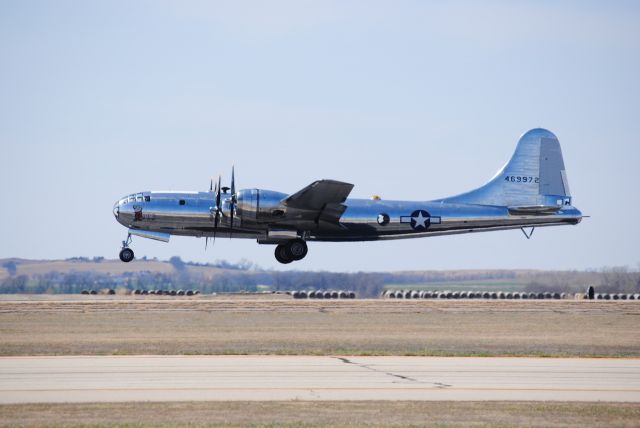 Boeing B-29 Superfortress (N69972)