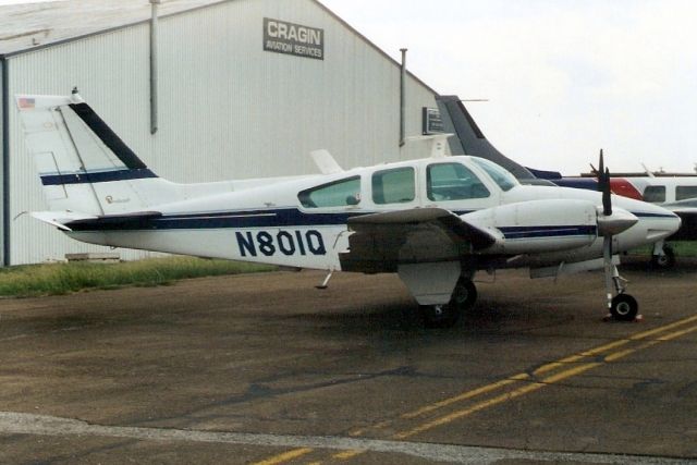 Beechcraft 55 Baron (N801Q) - Seen here in Oct-98.