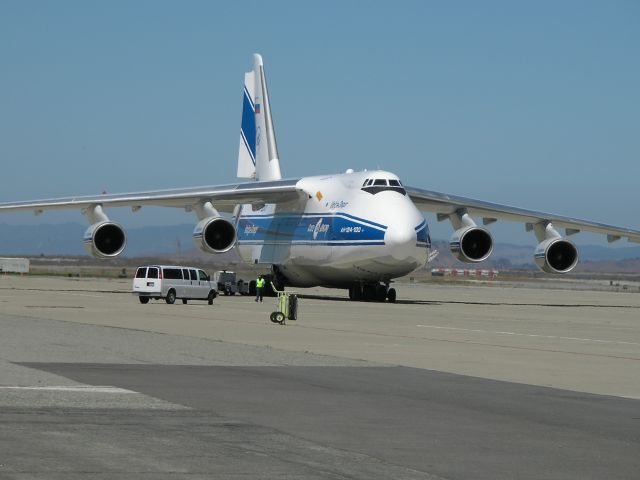 Antonov An-124 Ruslan (RA-82043)