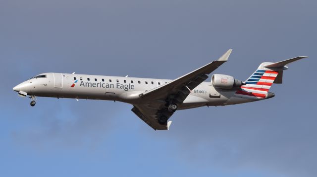 Canadair Regional Jet CRJ-700 (N546FF) - An American Eagle CRJ-702ER landing at Philadelphia International Airport on December 10th, 2016.