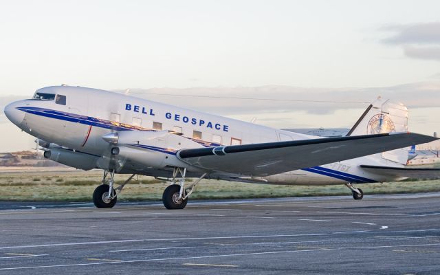 Douglas DC-3 (C-FTGX) - bell geospace