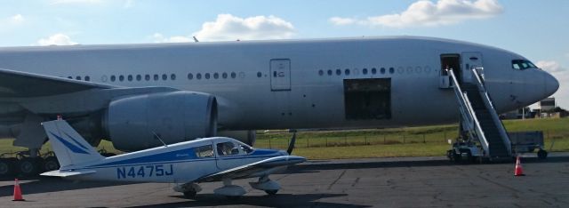 Piper Cherokee (N4475J)