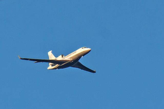 Dassault Falcon 7X (M-RTFS) - Subject aircraft, registered as a Dassault Falcon 7X, photographed on 04-Feb-2019 at 0746HrsEST over Northern New Jersey enroute to Teterboro, NJ, (TEB,KTEB), from Peachtree-DeKalb, GA, (PDK,KPDK).