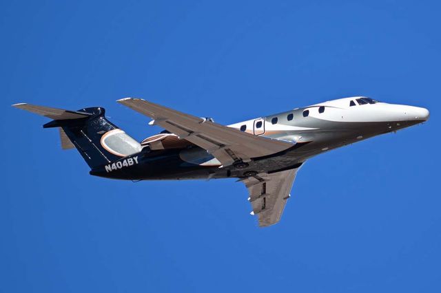 Cessna Citation III (N404BY) - Cessna 650 N404BY at Phoenix Sky Harbor on Janaury 12, 2016. It was built in 1988. Its construction number is 650-0152. 