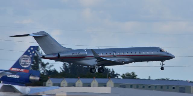 Bombardier Global Express (9H-VJC)