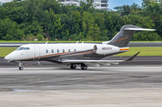 Canadair Challenger 350 (LXJ501) - New aircraft on data base 