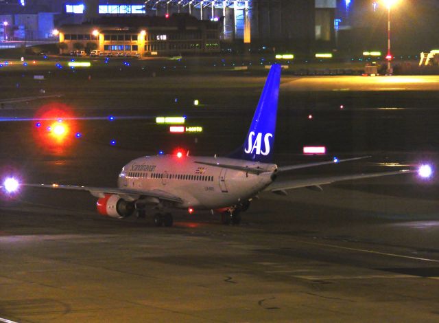 BOEING 737-600 (LN-RRO)