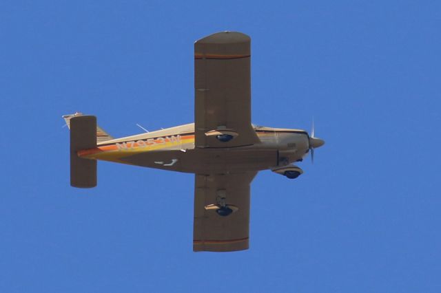 Piper Cherokee (N7953W)