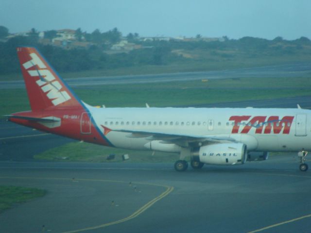 Airbus A320 (PR-MAB)