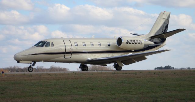 Cessna Citation Excel/XLS (N202RL) - A Cessna Citation 560 Excel taxiing to the ramp at Pryor Field Regional Airport, Decatur, AL - January 20, 2017.