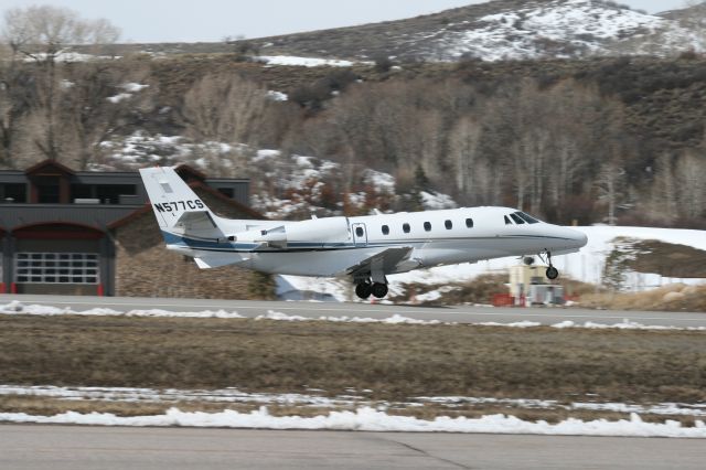 Honda HondaJet (N577CS)