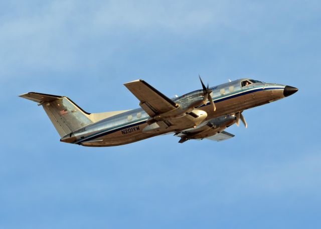 Embraer EMB-120 Brasilia (N201YW)