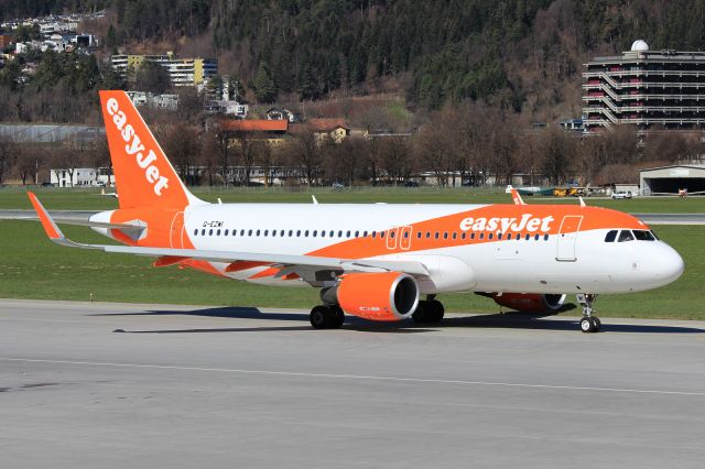 Airbus A320 (G-EZWI)