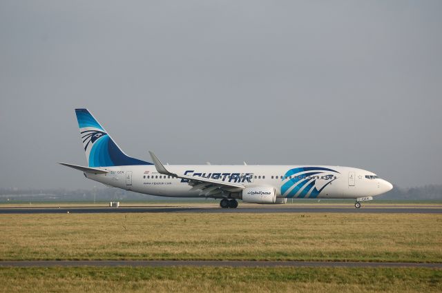 Boeing 737-800 (SU-GEK) - Egypt air B737-866 cn63803; Arrival RWY18R at EHAM