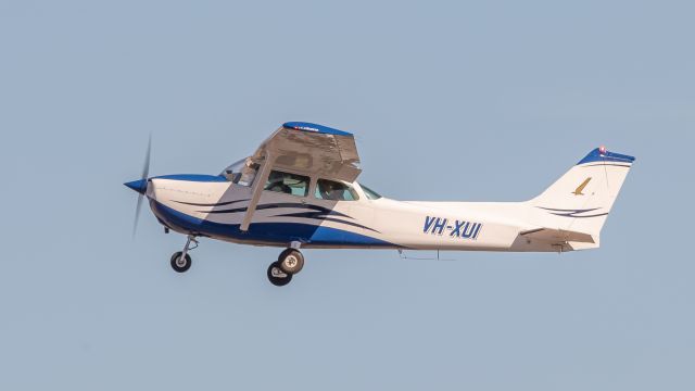 Cessna Skyhawk (VH-XUI)