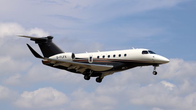 Embraer Legacy 550 (G-FLFX)