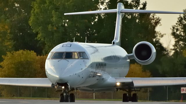 Canadair Regional Jet CRJ-900 (C-GNJZ)