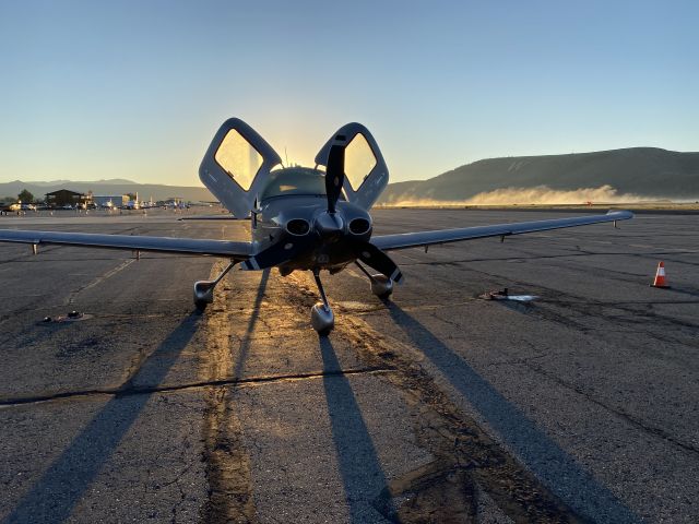 Cirrus SR22 Turbo (N376VS)