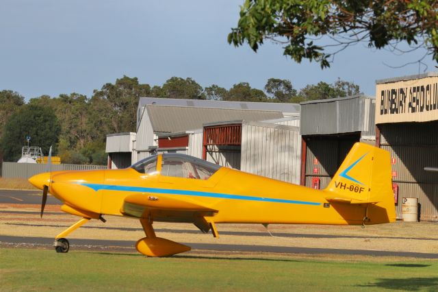 Vans RV-6 (VH-OOF)