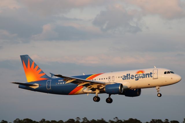 Airbus A320 (N290NV) - Another year back in Punta Gorda and got much more spotting in from a different angle this time. Very end of Challenger Blvd.