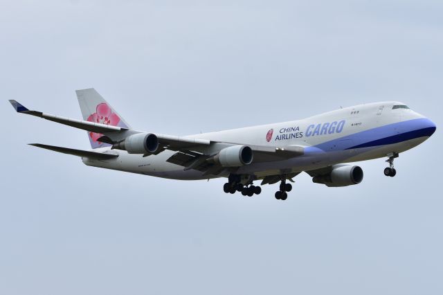 Boeing 747-200 (B-18717)