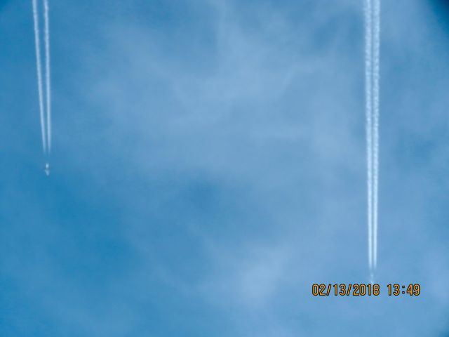 BOEING 767-300 (N1049A)