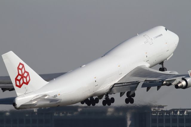 Boeing 747-400 (LX-DCV)