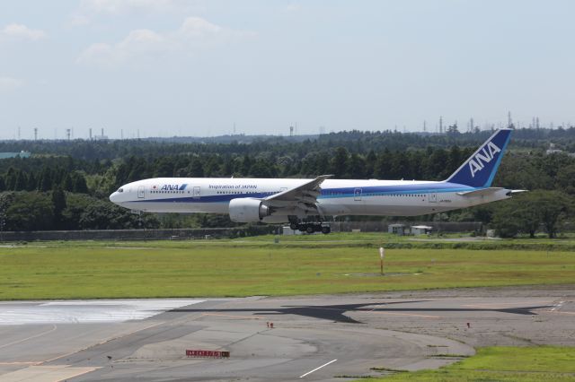 BOEING 777-300ER (JA780A)