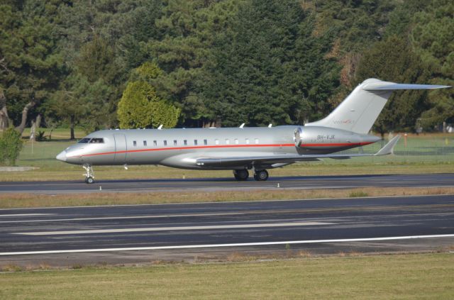 Bombardier Global Express (9H-VJK) - 9H-VJK After Landing At LEVX From SAEZ. 27-11-2021