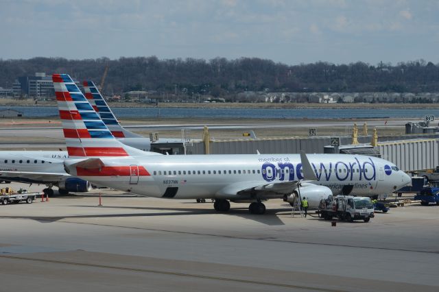 Boeing 737-800 (N837NN) - Next stop:  KMIA