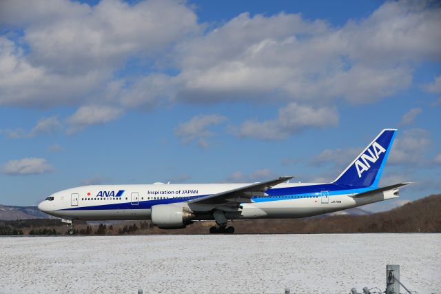 Boeing 777-200 (JA716A) - February 11, 2024:HKD-HND.