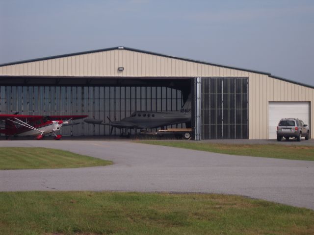 Cessna 340 (N84GR) - Hangared at CCO