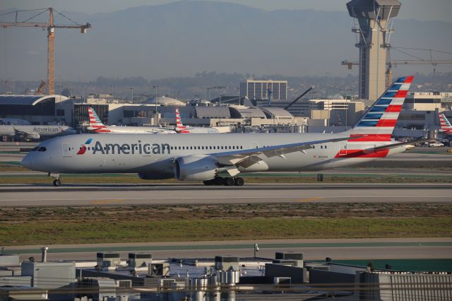 Boeing 787-9 Dreamliner (N841AN)