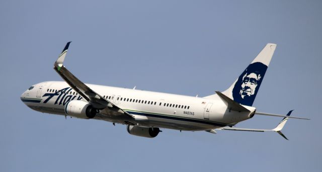 Boeing 737-900 (N487AS) - AS # 234 Departure to GDL,  11-22-2016