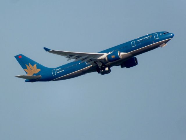 Airbus A330-200 (VN-A374)