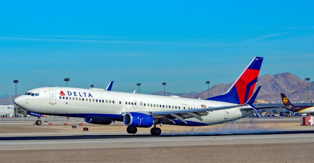 Boeing 737-900 (N879DN) - N879DN Delta Air Lines Boeing 737-932(ER) s/n 31990 - Las Vegas - McCarran International (LAS / KLAS)br /USA - Nevada,  January 28, 2019br /Photo: TDelCoro