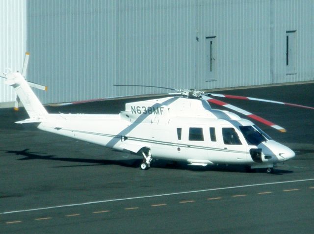 Sikorsky S-76 (N638MF)